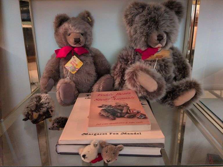Steiff teddy bears, Steiff porcupines, Steiff bear pins and Steiff books image