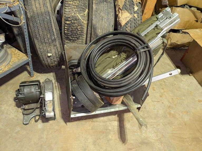 Motor and Hoses image