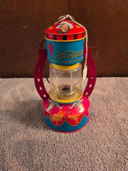 Ohio Art Roy Rogers toy Lantern and Ohio Art toy book image