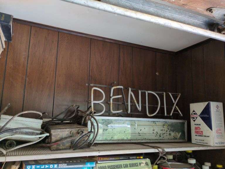 Neon Sign and Misc image