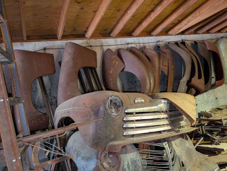 Vehicle Front Clip image