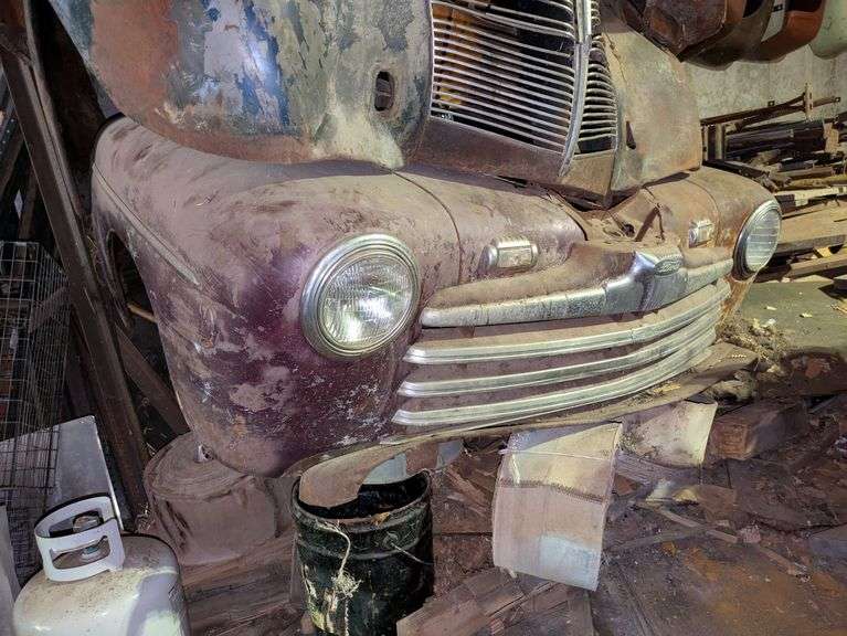Vehicle Front Clip image