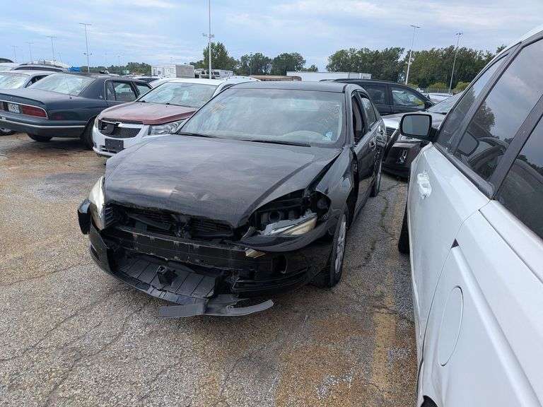 2010 CHEVROLET IMPALA image