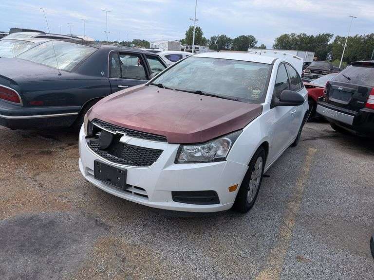 2013 CHEVROLET CRUZE image