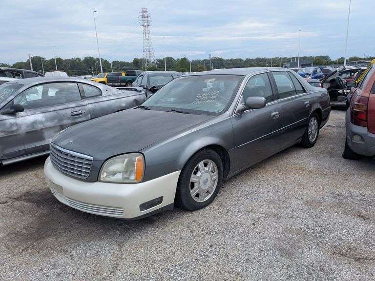 2004 CADILLAC DEVILLE image