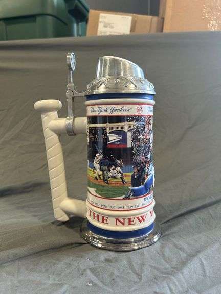 New York Yankees "The Canyon of Heroes" Collectors Stein