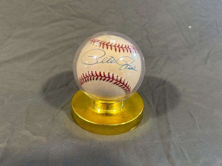 Pete Rose Signed Baseball