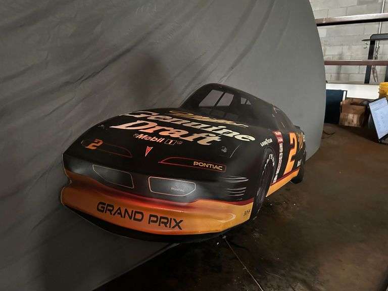 Rusty Wallace Miller Genuine Draft Lighted Beer Sign