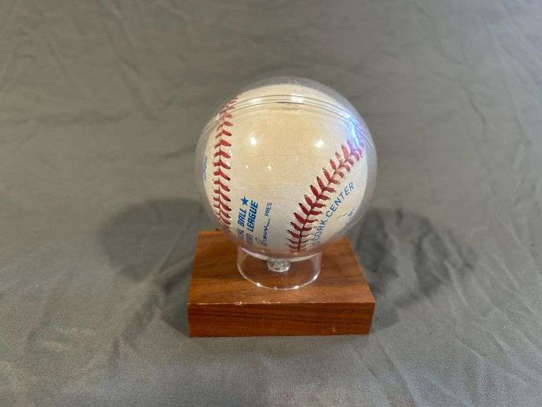Frank Thomas Signed Baseball