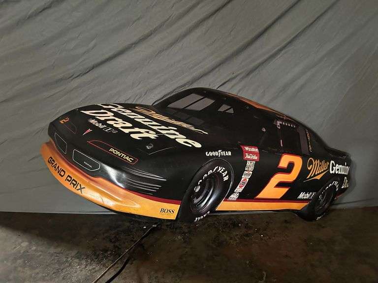 Rusty Wallace Miller Genuine Draft Lighted Beer Sign