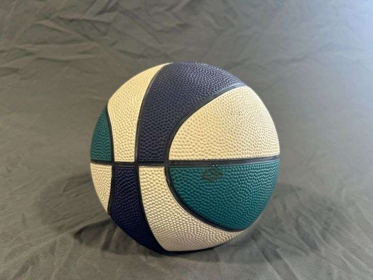 Dell Curry Autographed Charlotte Hornets Mini Basketball