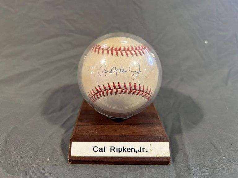 Cal Ripken Jr Signed Baseball