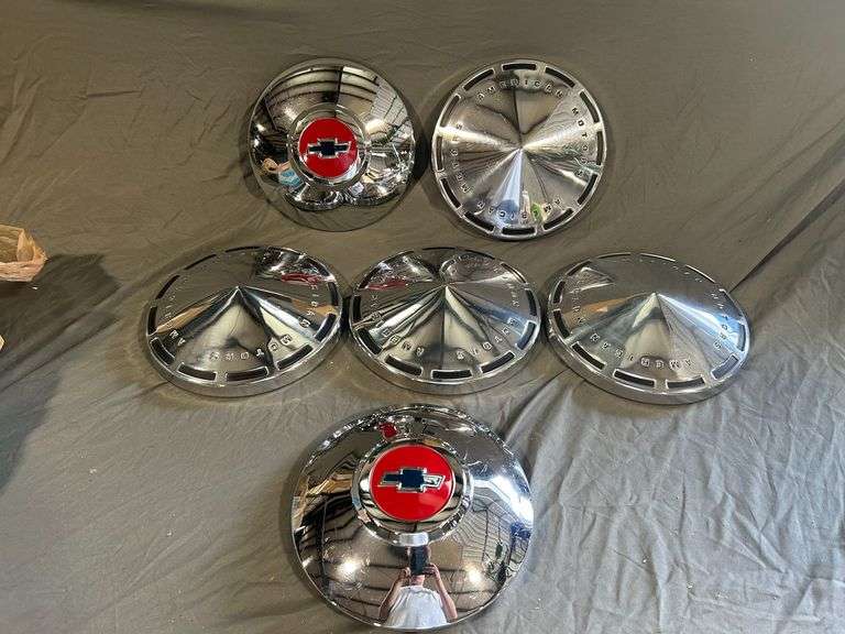 American Motors Hub Cap Set