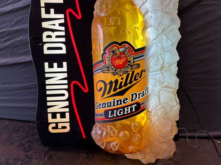 Miller Genuine Draft Lighted Bar Sign