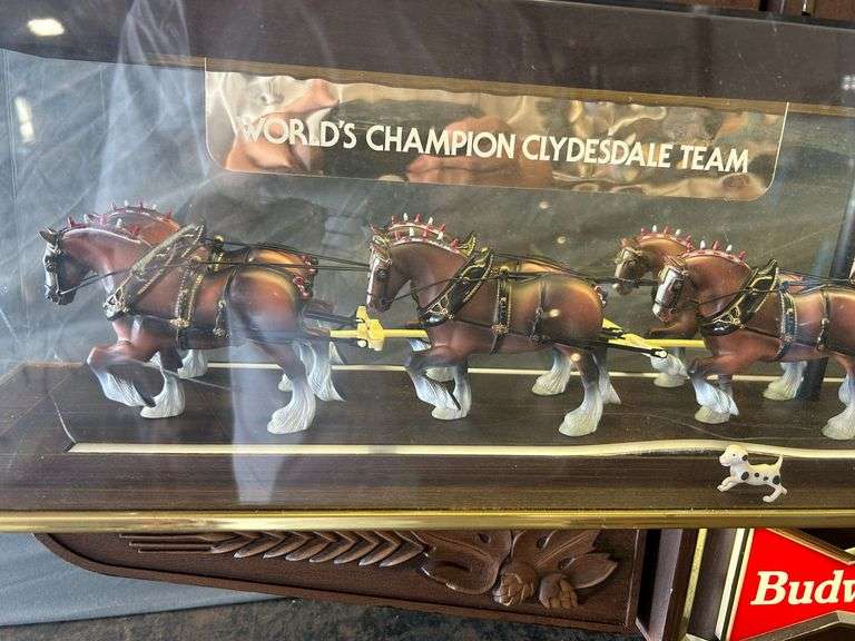 Budweiser Clydesdale Lighted Clock Display