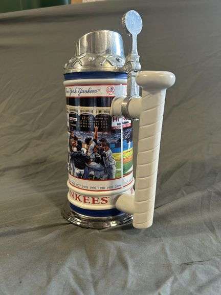 New York Yankees "The Canyon of Heroes" Collectors Stein