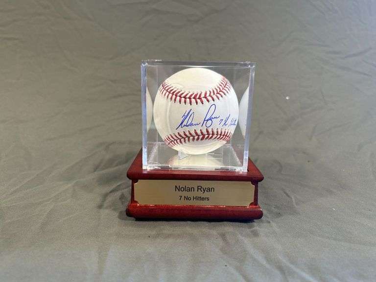 Nolan Ryan Signed Baseball
