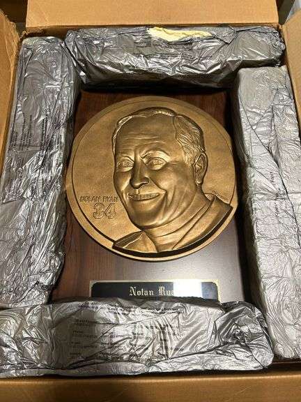 Upper Deck Limited Edition Nolan Ryan Bronze Patina Monument