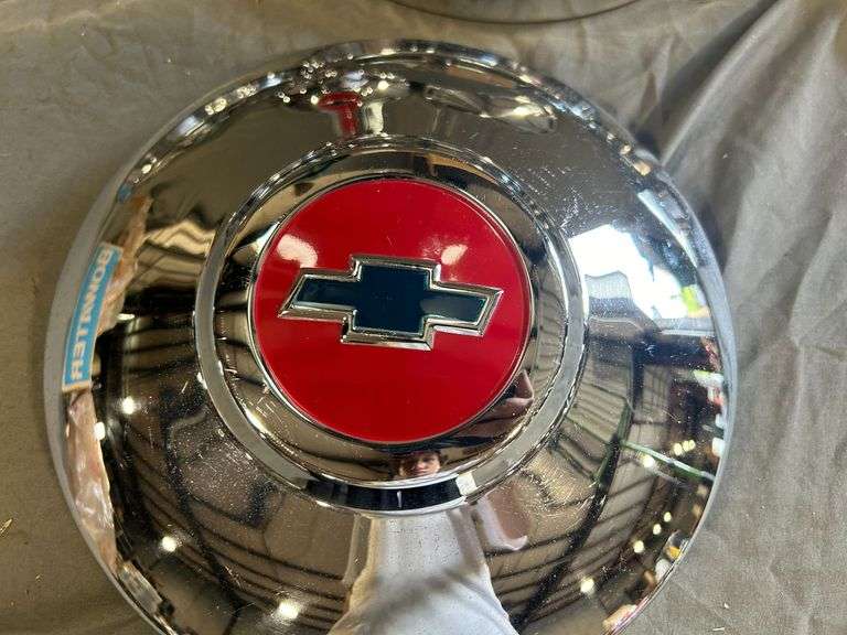 American Motors Hub Cap Set
