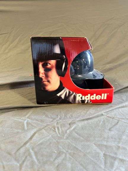 Riddell New York Yankees Mini Helmet