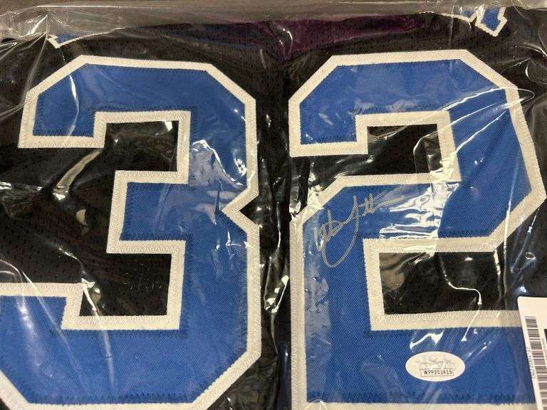 Christian Laettner Autographed Jersey