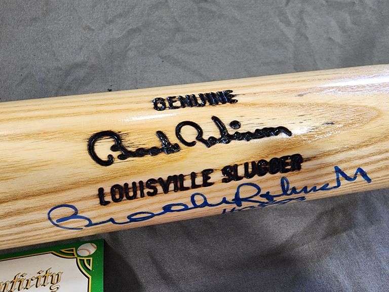 Brooks Robinson Autographed Louisville Slugger Bat