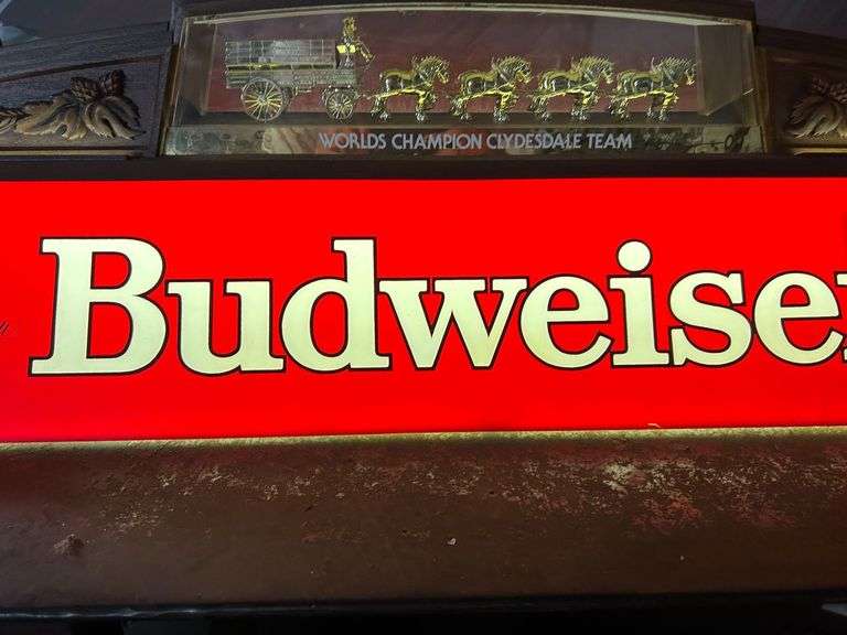 Budweiser Clydesdales 40" Pool Table Light