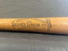 Roberto Clemente Louisville Slugger Game Used Bat