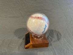 Frank Thomas Signed Baseball