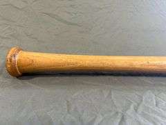 Roberto Clemente Louisville Slugger Game Used Bat