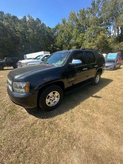 2013 Chevrolet Tahoe LT VIN: 1GNSKBE04DR209239