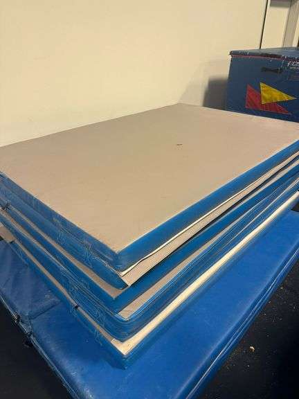 (6x) Mats 5'x8'4" image