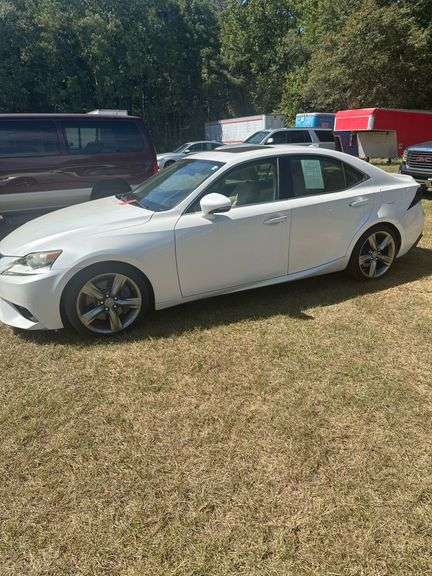 2014 Lexus IS350 VIN: JTHBE1D26E5001108
