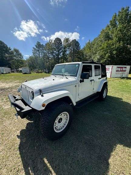 2014 Jeep Wrangler VIN: 1C4BJWEG8EL309560