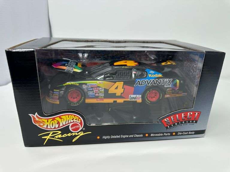 1999 Hot Wheels Select Racing 1:24 (Box w mirror base and window, raised hood and deck lid) Kodak #4 Bobby Hillin 25238