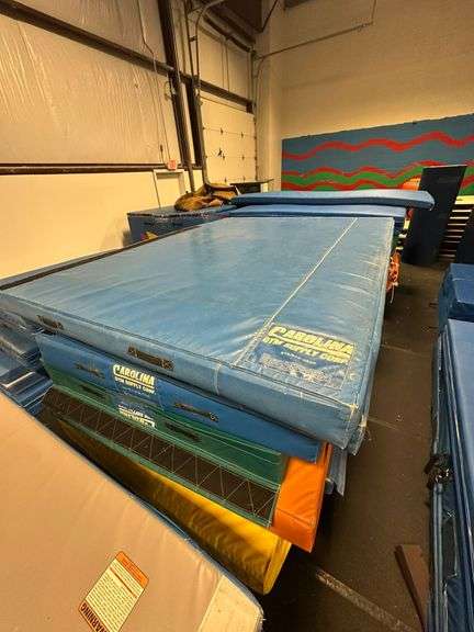 (2x) Mats 6'x8'x4" image