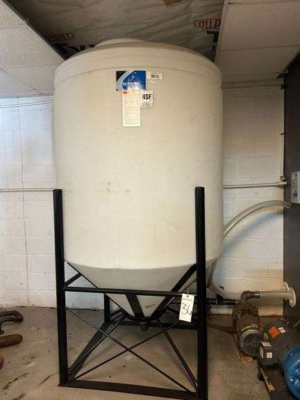 ACE Roto-Mold Polly Tank and Stand image