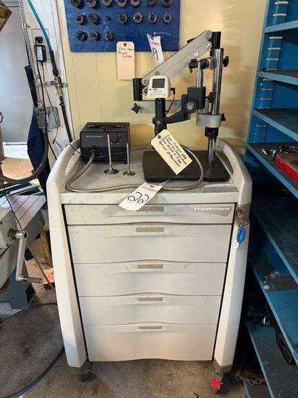 Espa Camera with 2 1/8 Screen and Fiber Optical Illuminator image