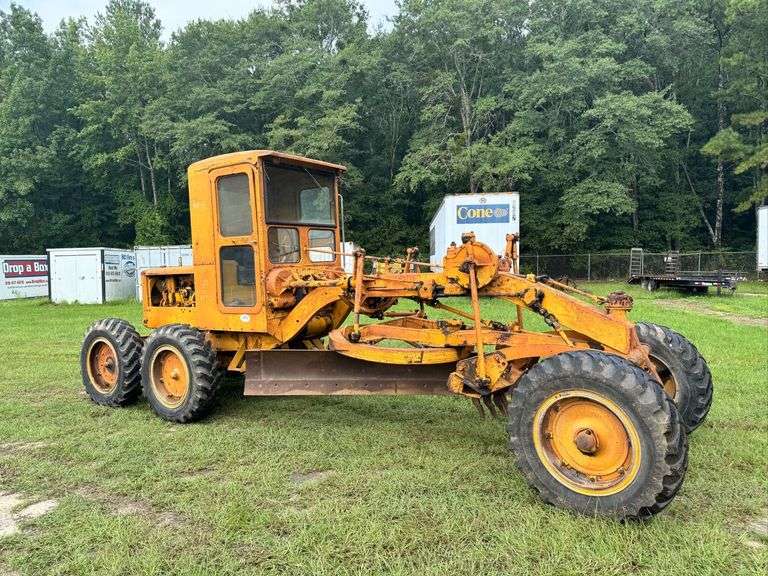 CAT 212 Motor Grader