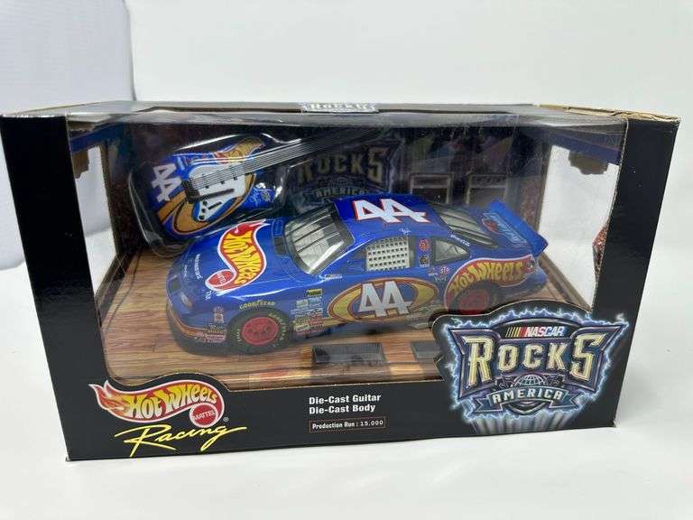 2000 Hot Wheels Nascar Rocks 1:24 (Box w diecast guitar and window) Hot Wheels #44 Kyle Petty 25314