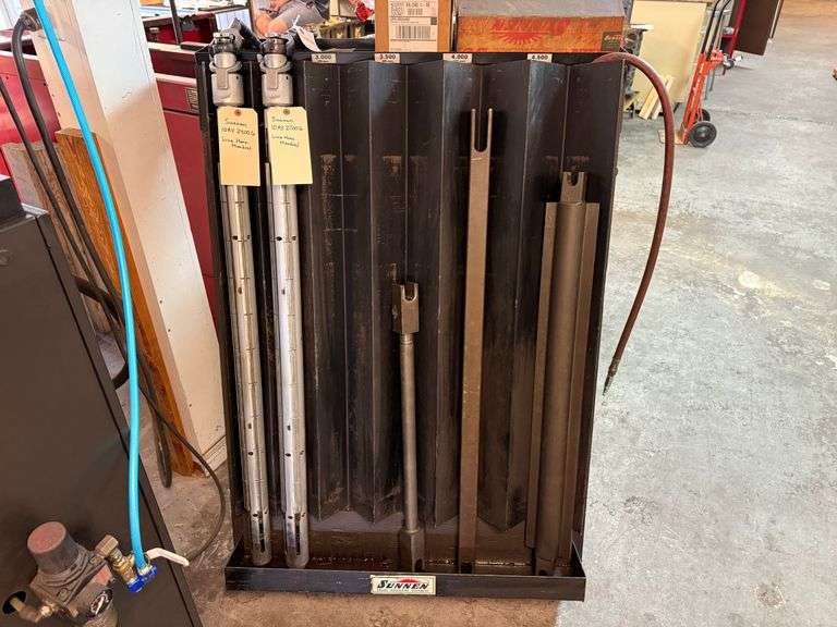 Sunnen Line Hone Rack  with Two Mandrels image