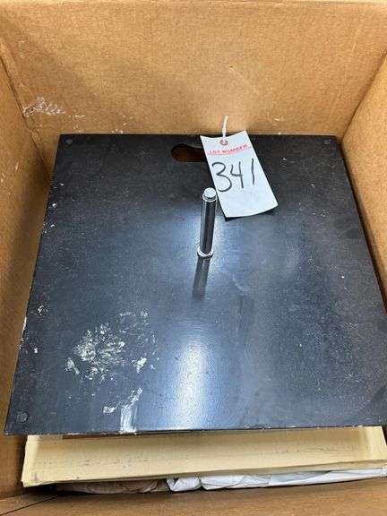 Metal Flag Bases image