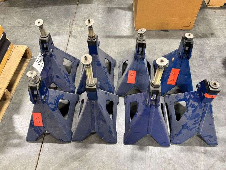 (8) Jackstands image