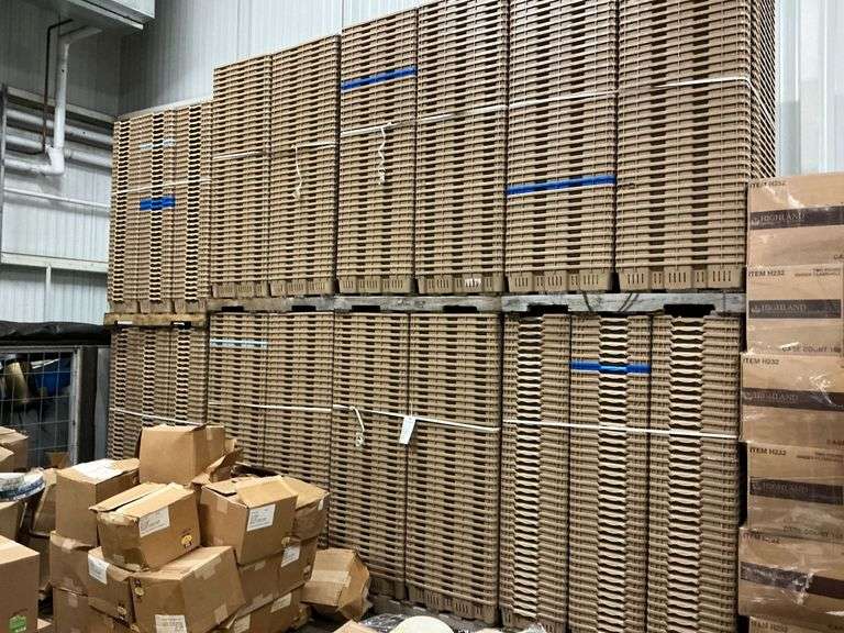 Approx. 800 Lugs image