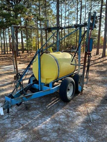 300 Gallon Sprayer image