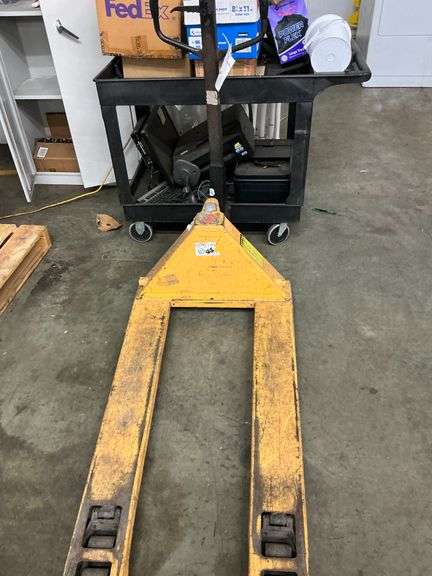 Pallet Jack image