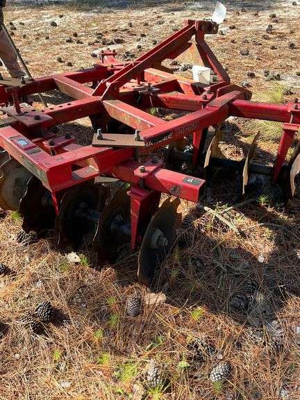 Hardee D-18-1618 Disc Harrow SN# 011956 image