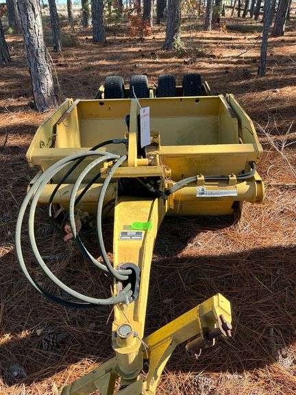 Hoelscher Pull Type Dirt Pan Model 01011 DB4 image