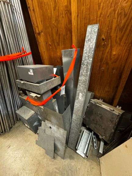 Galvanized Steel Wireway and Auxiliary Gutter Components, image