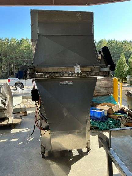 BEI-05524 42" No Drop Cleaner 6' 6" Input image